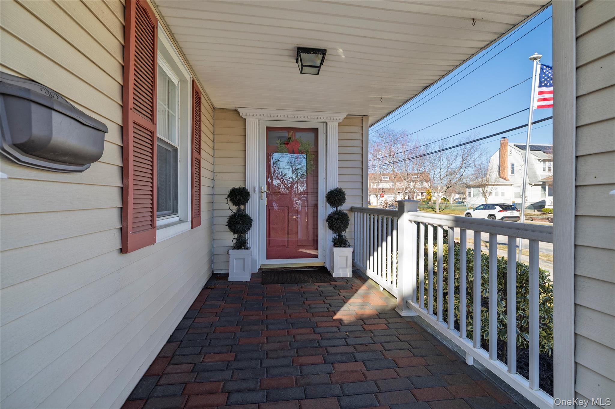 #4 photo, 29 Norwich Avenue, Lynbrook , NY 11563