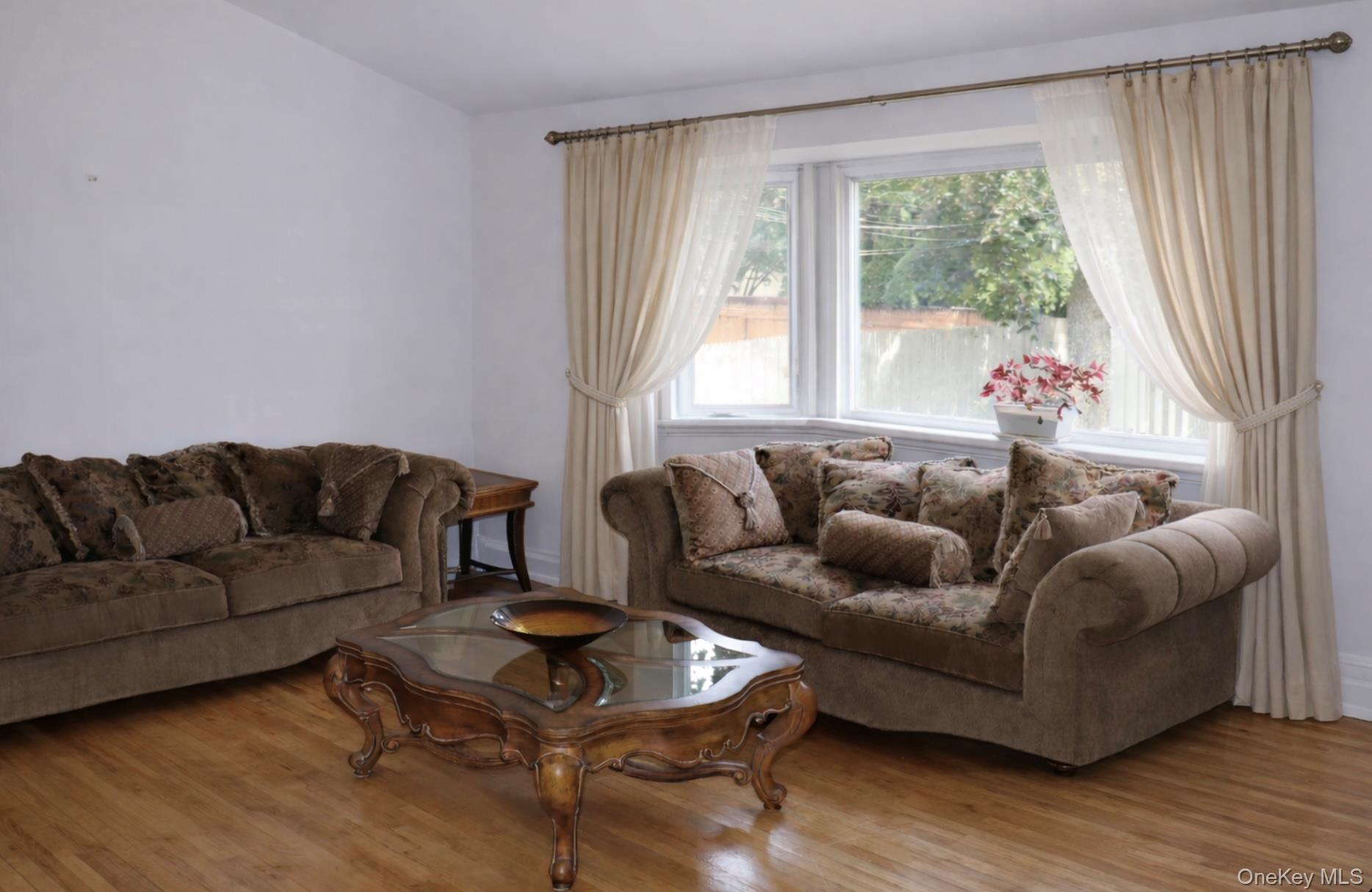 #15 photo, 155 Alexander Avenue, Nesconset , NY 11767