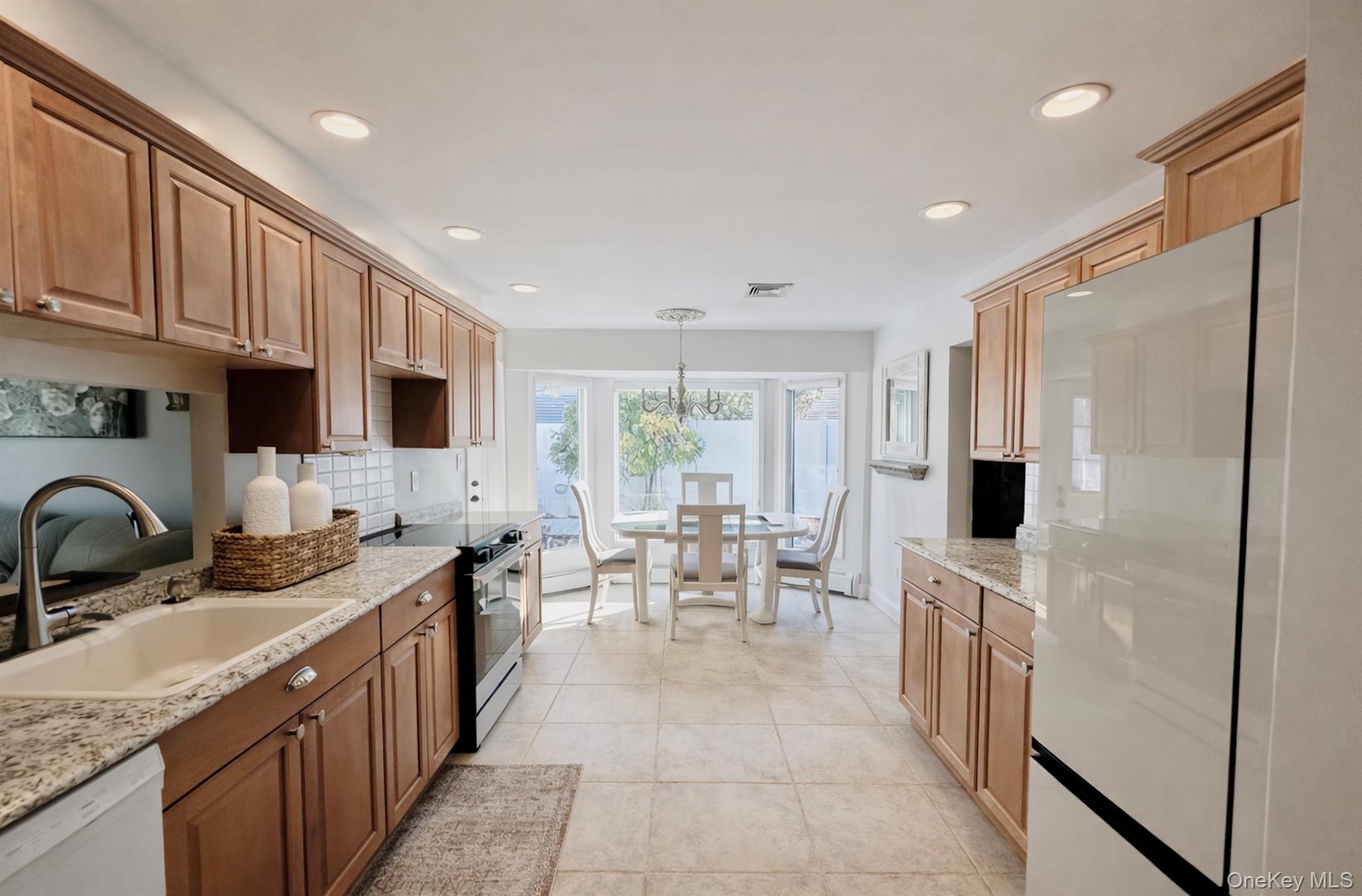 #9 photo, 155 Alexander Avenue, Nesconset , NY 11767