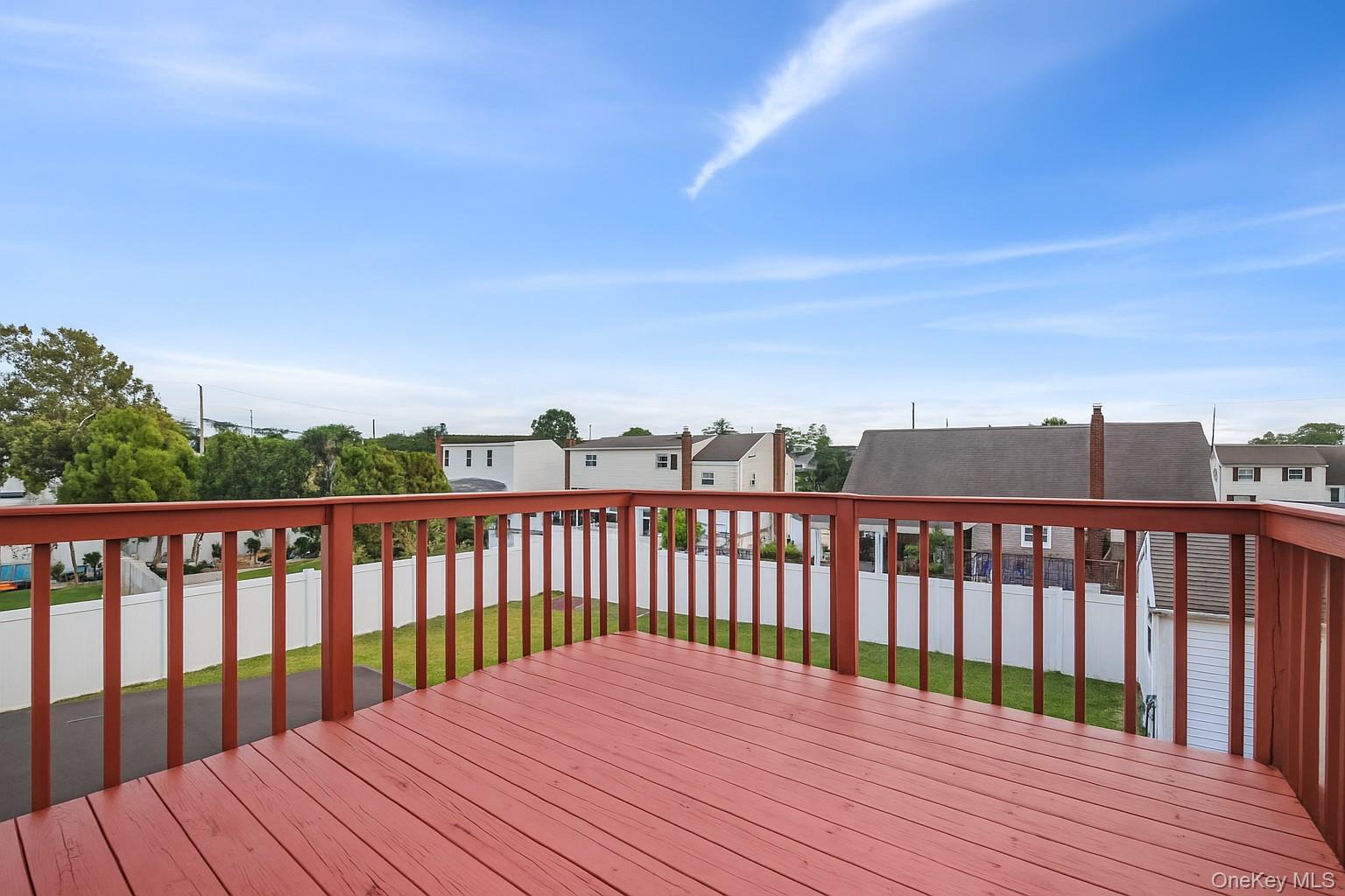 #15 photo, 1012 N Ontario Avenue, Lindenhurst , NY 11757