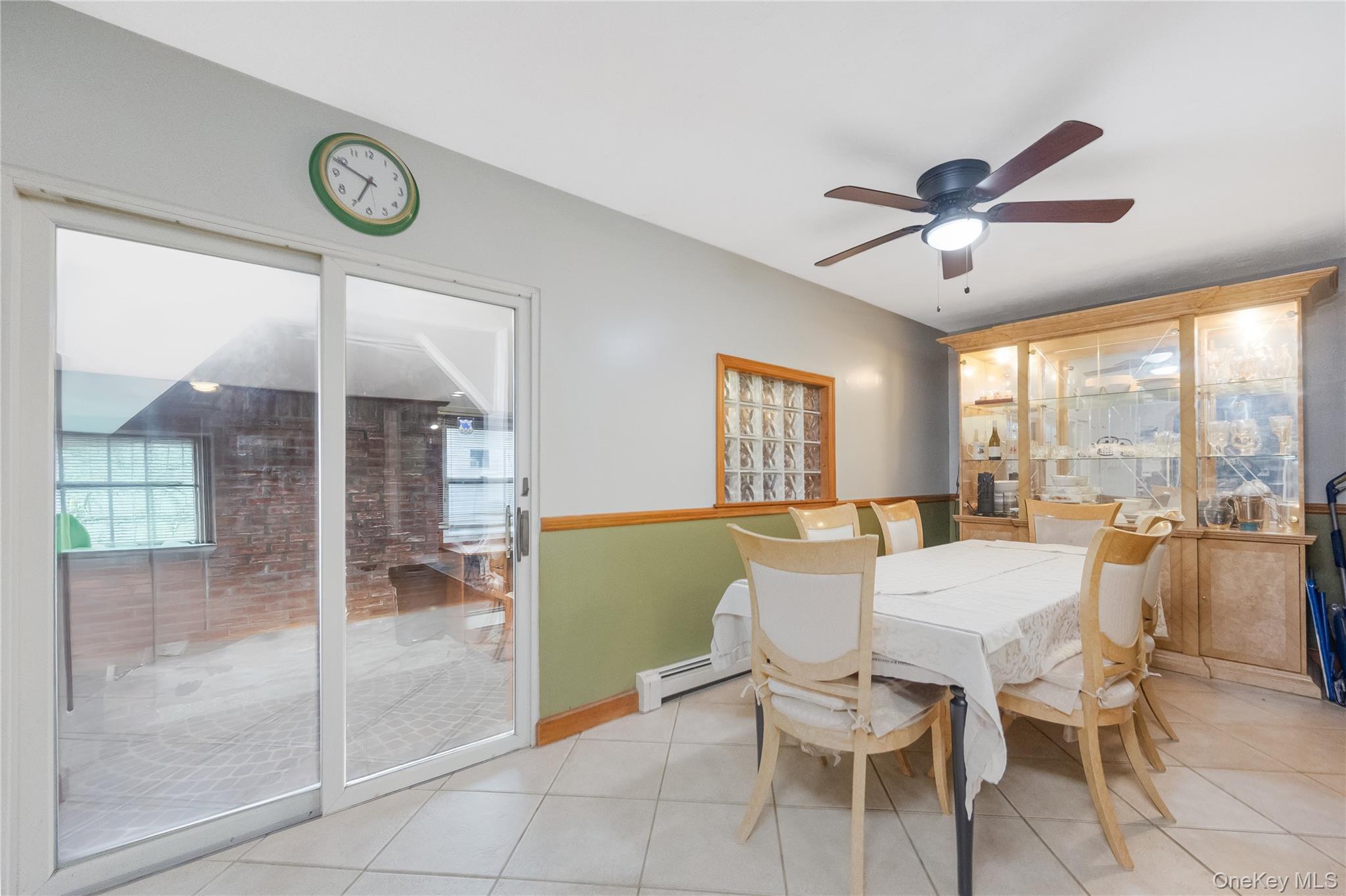 #3 photo, 1012 N Ontario Avenue, Lindenhurst , NY 11757