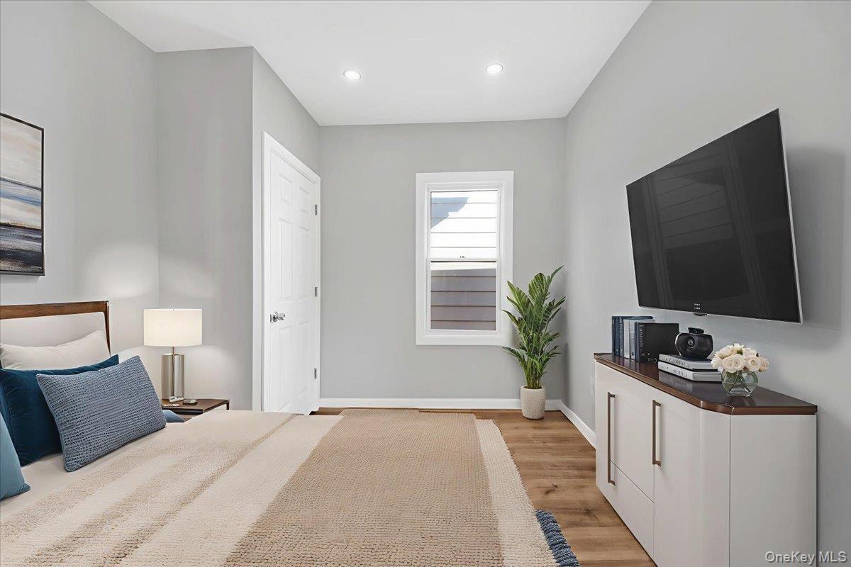 #8 photo, 216 Pugsley Avenue, Bronx , NY 10473