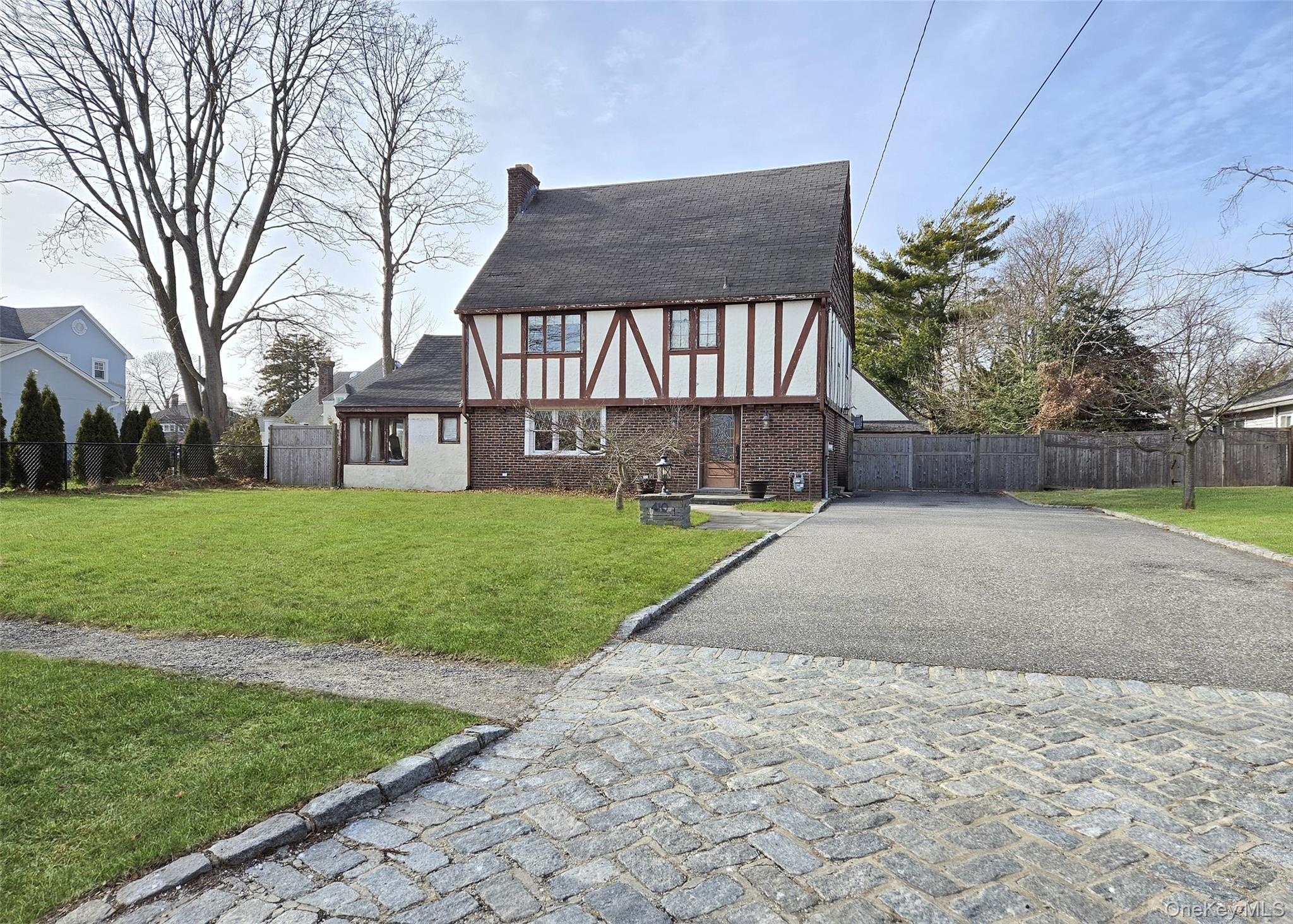 #1 photo, 410 Greene Avenue, 东长岛 Sayville , NY 11782