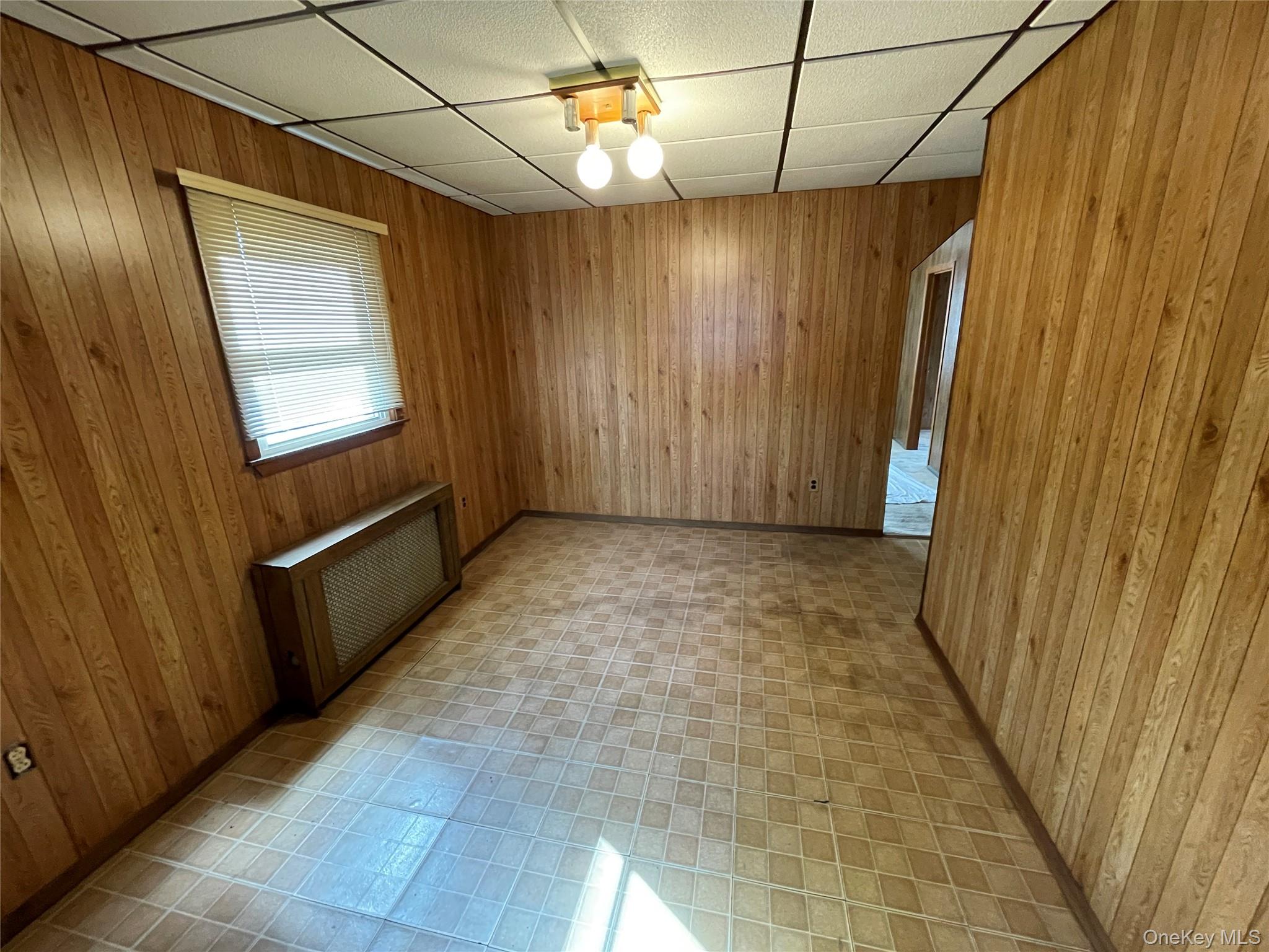 #11 photo, 20 Wyona Avenue, Lindenhurst , NY 11757