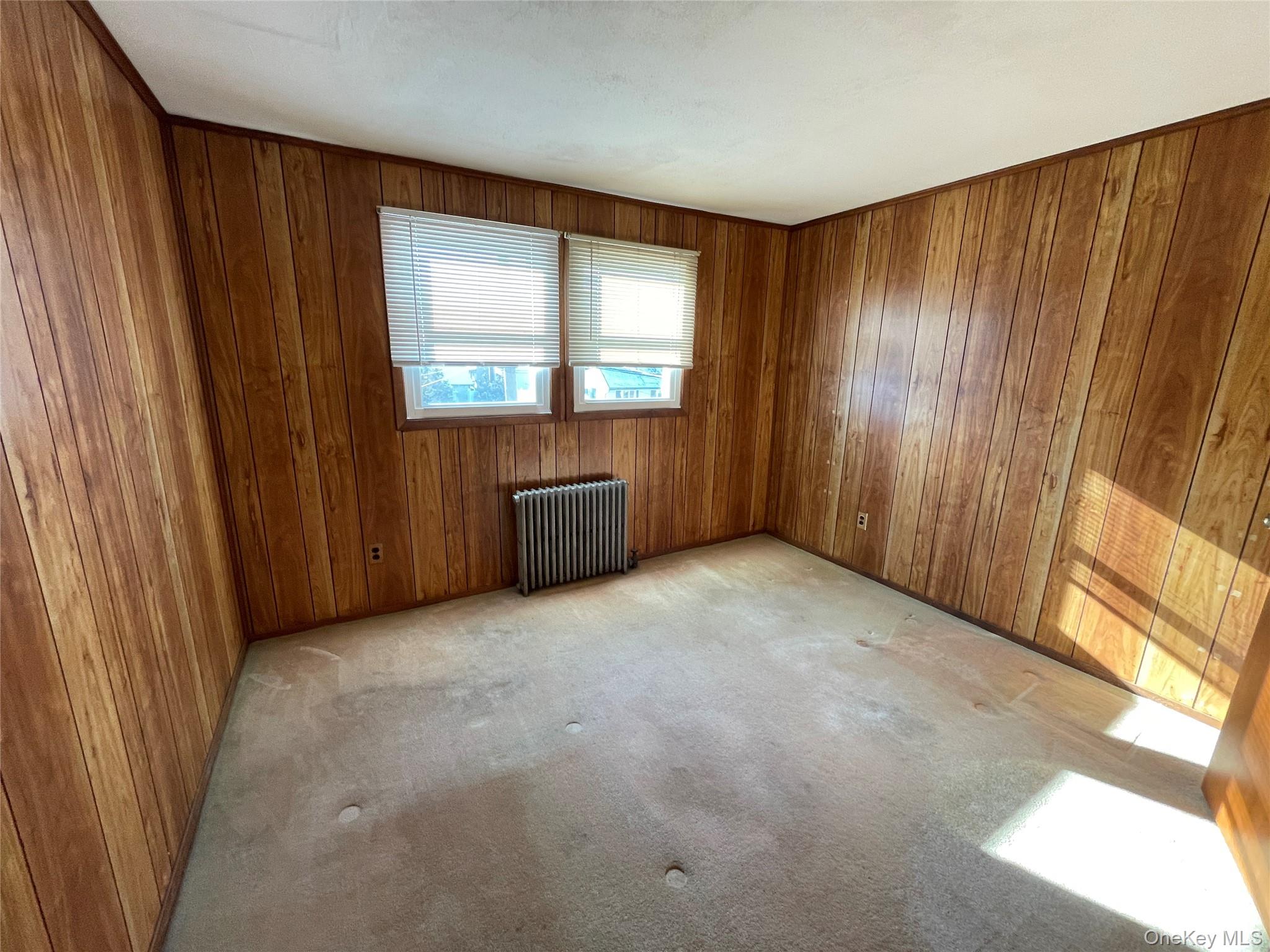 #16 photo, 20 Wyona Avenue, Lindenhurst , NY 11757