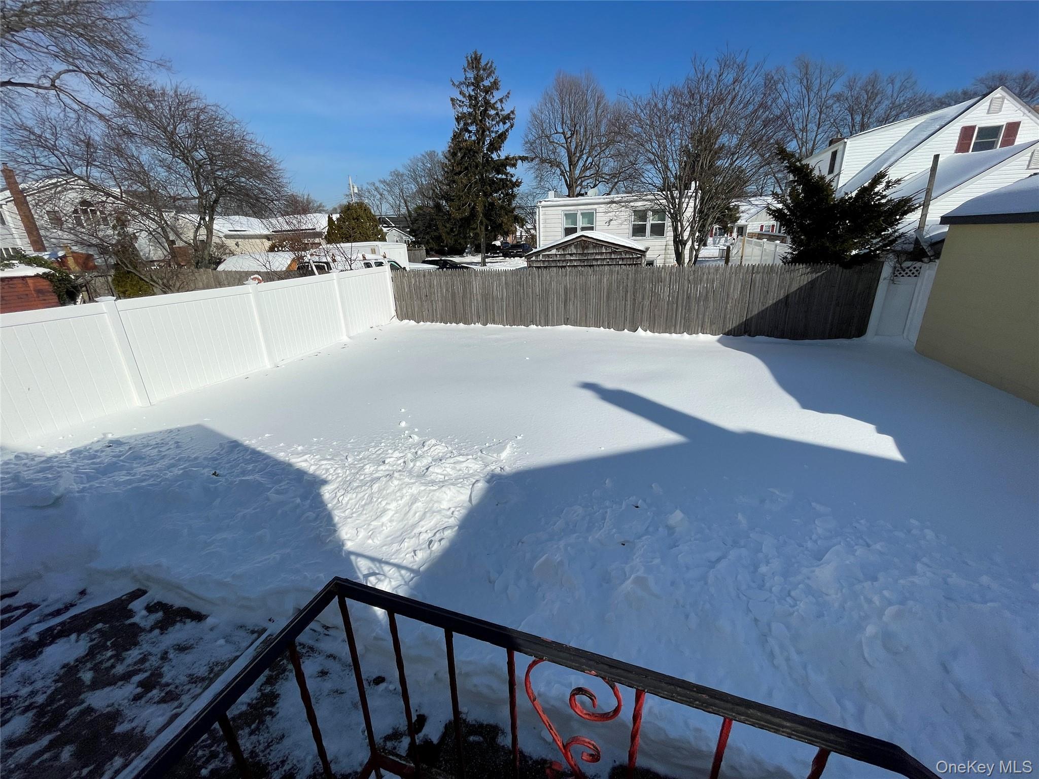 #20 photo, 20 Wyona Avenue, Lindenhurst , NY 11757