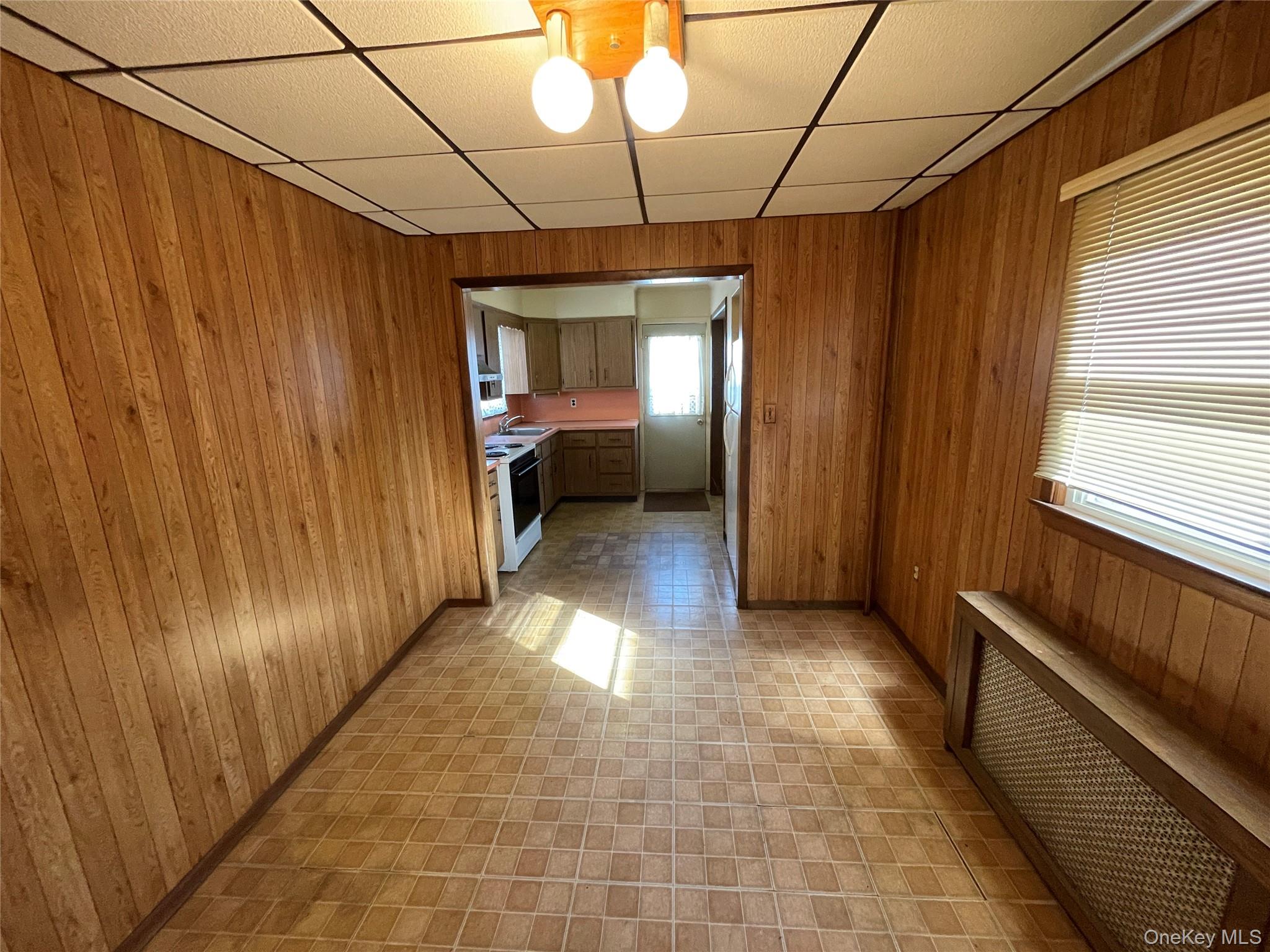 #5 photo, 20 Wyona Avenue, Lindenhurst , NY 11757