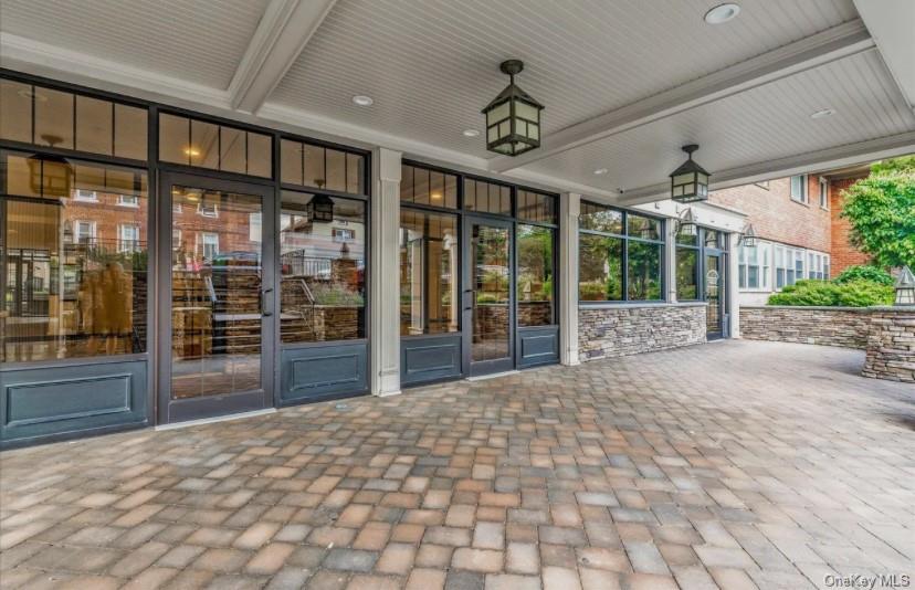 #1 photo, 200 Atlantic Avenue, Lynbrook , NY 11563