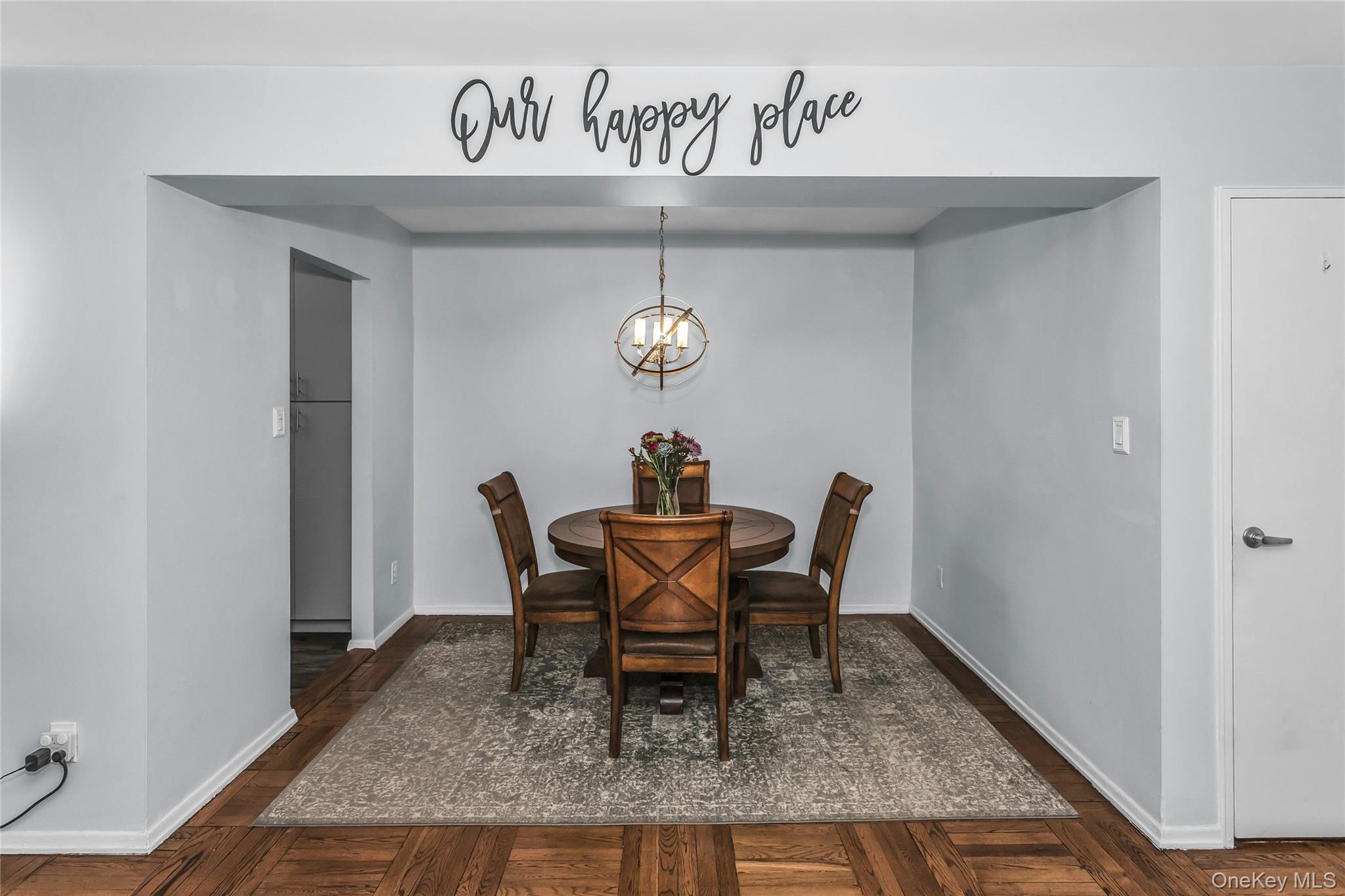 #15 photo, 200 Atlantic Avenue, 長島 Lynbrook , NY 11563