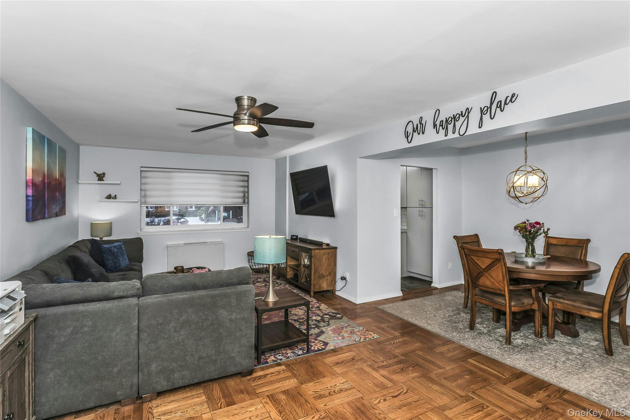 #7 photo, 200 Atlantic Avenue, 長島 Lynbrook , NY 11563