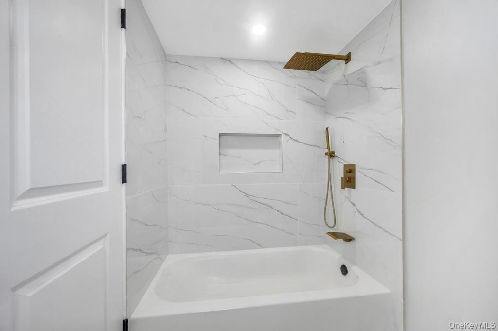 #15 photo, 3004 New London Avenue, Medford , NY 11763