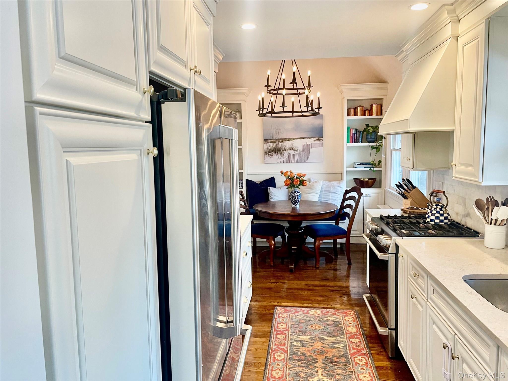 #7 photo, 30 Carnegie Avenue, Huntington , NY 11743