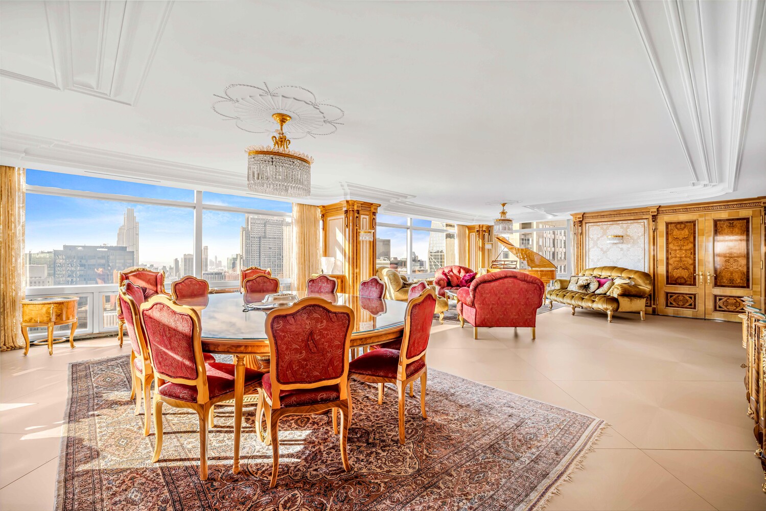 #3 photo, 721 5TH Avenue, Midtown East , NY 10022