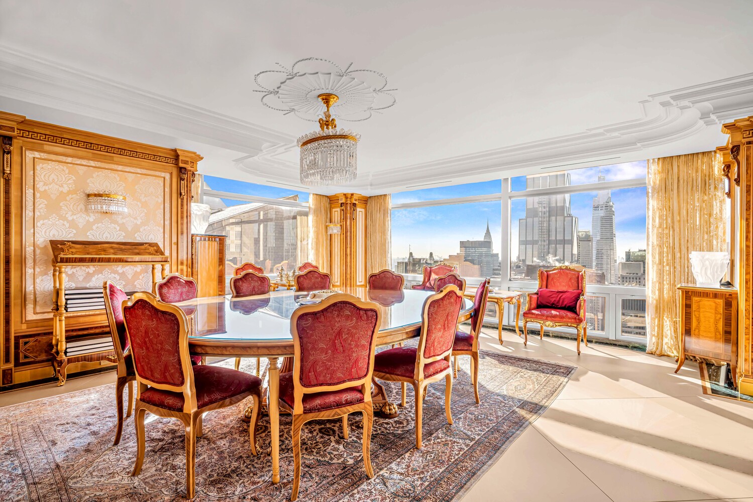 #4 photo, 721 5TH Avenue, Midtown East , NY 10022