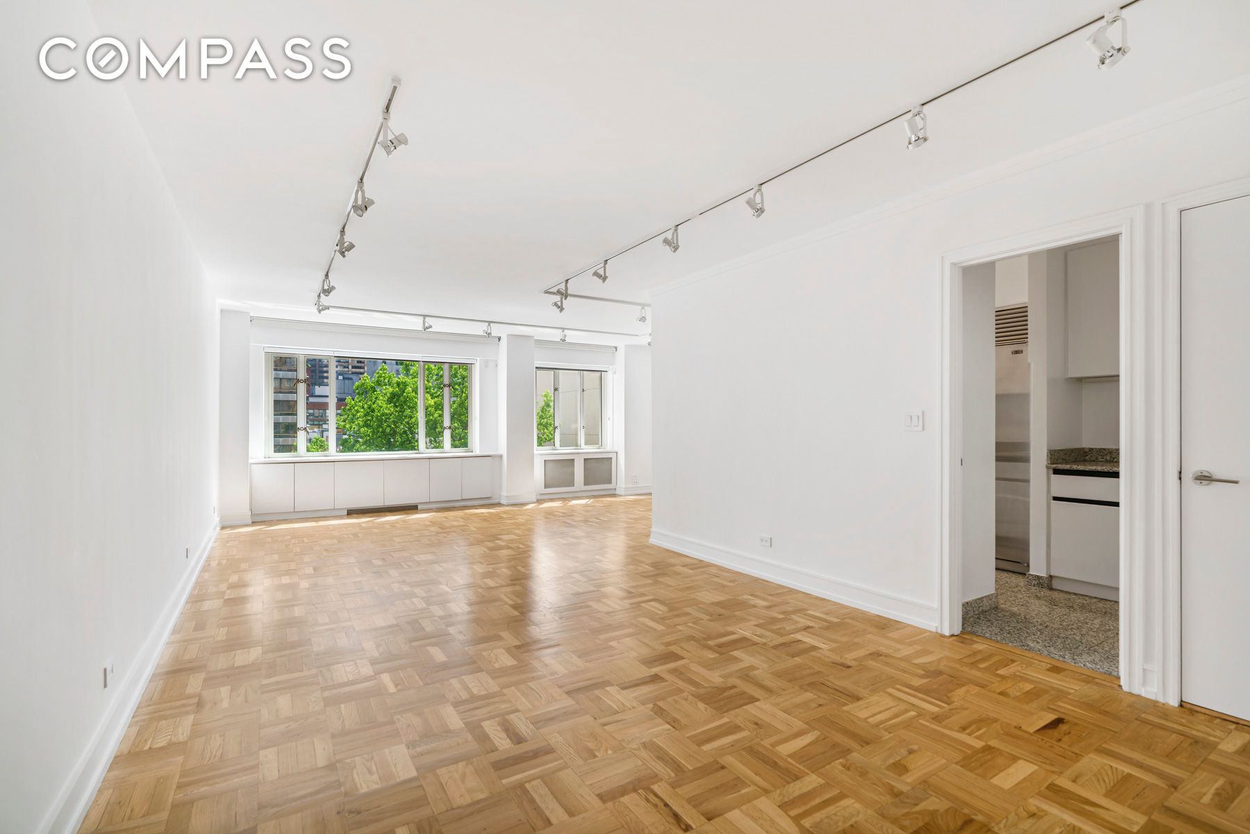 #10 photo, 166 E 63rd Street, Lenox Hill , NY 10065