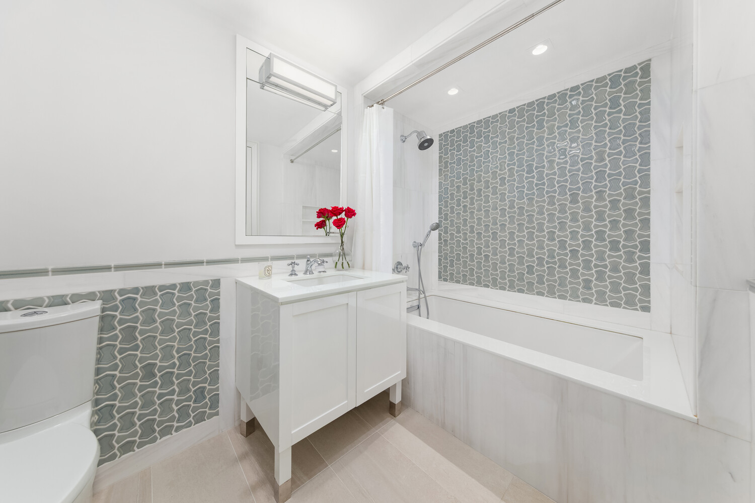 #10 photo, 344 W 72ND Street, Lincoln Square , NY 10023