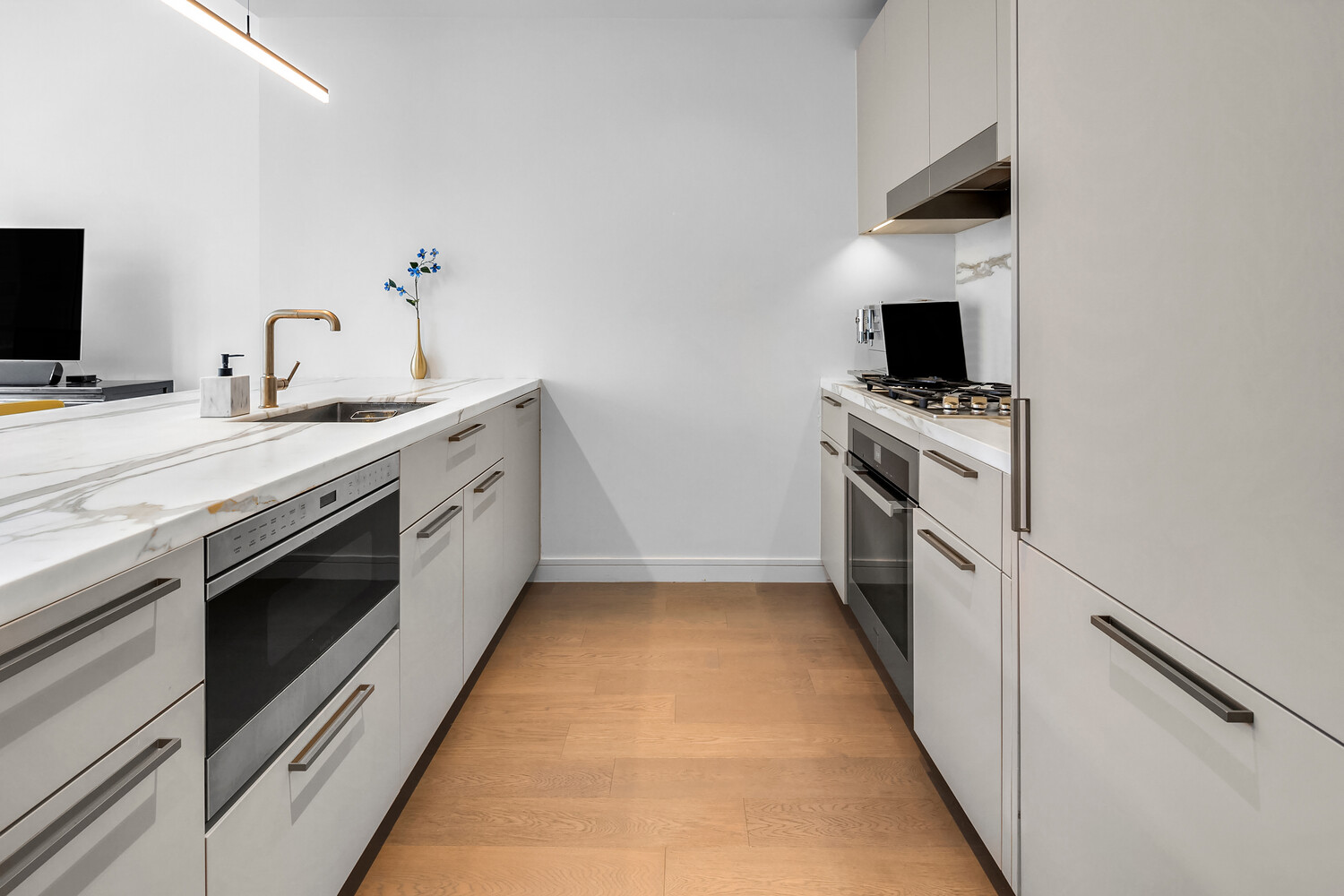 #5 photo, 305 E 51ST Street, Turtle Bay , NY 10022