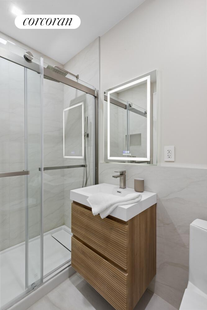 #7 photo, Brooklyn, Williamsburg , NY 11211