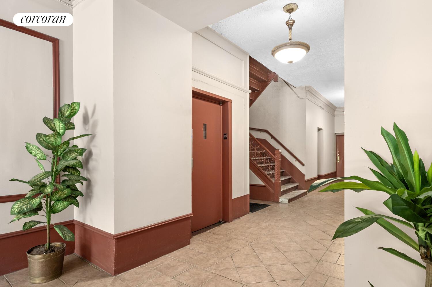 #14 photo, 15 FORT WASHINGTON Avenue, मैनहटन Washington Heights , NY 10032