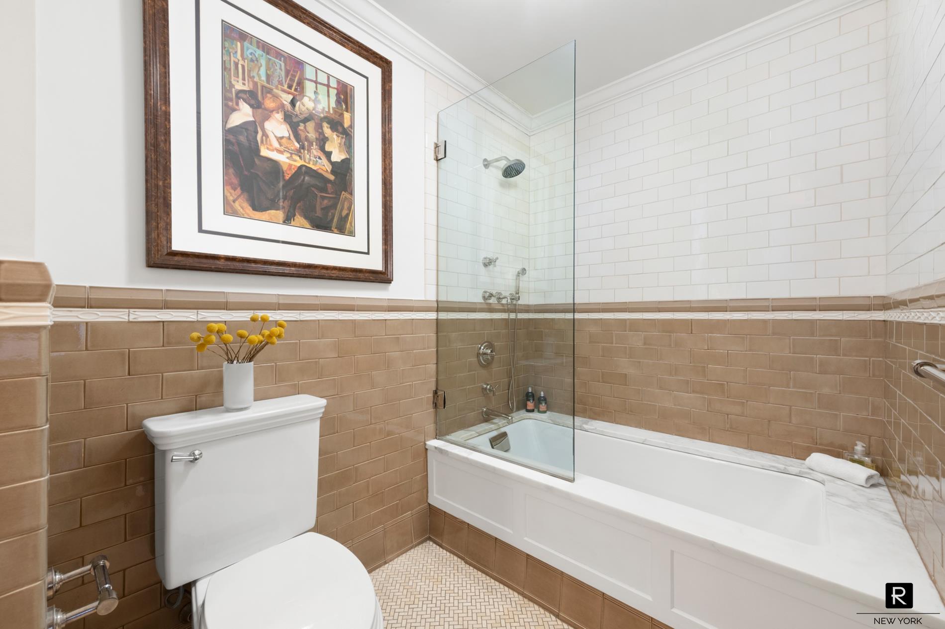 #6 photo, 27 W 72nd Street, Upper West Side , NY 10023