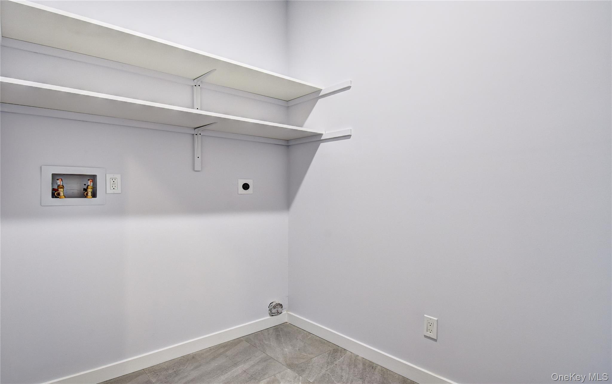 #20 photo, 6 Black Gum Court, Newburgh , NY 12550