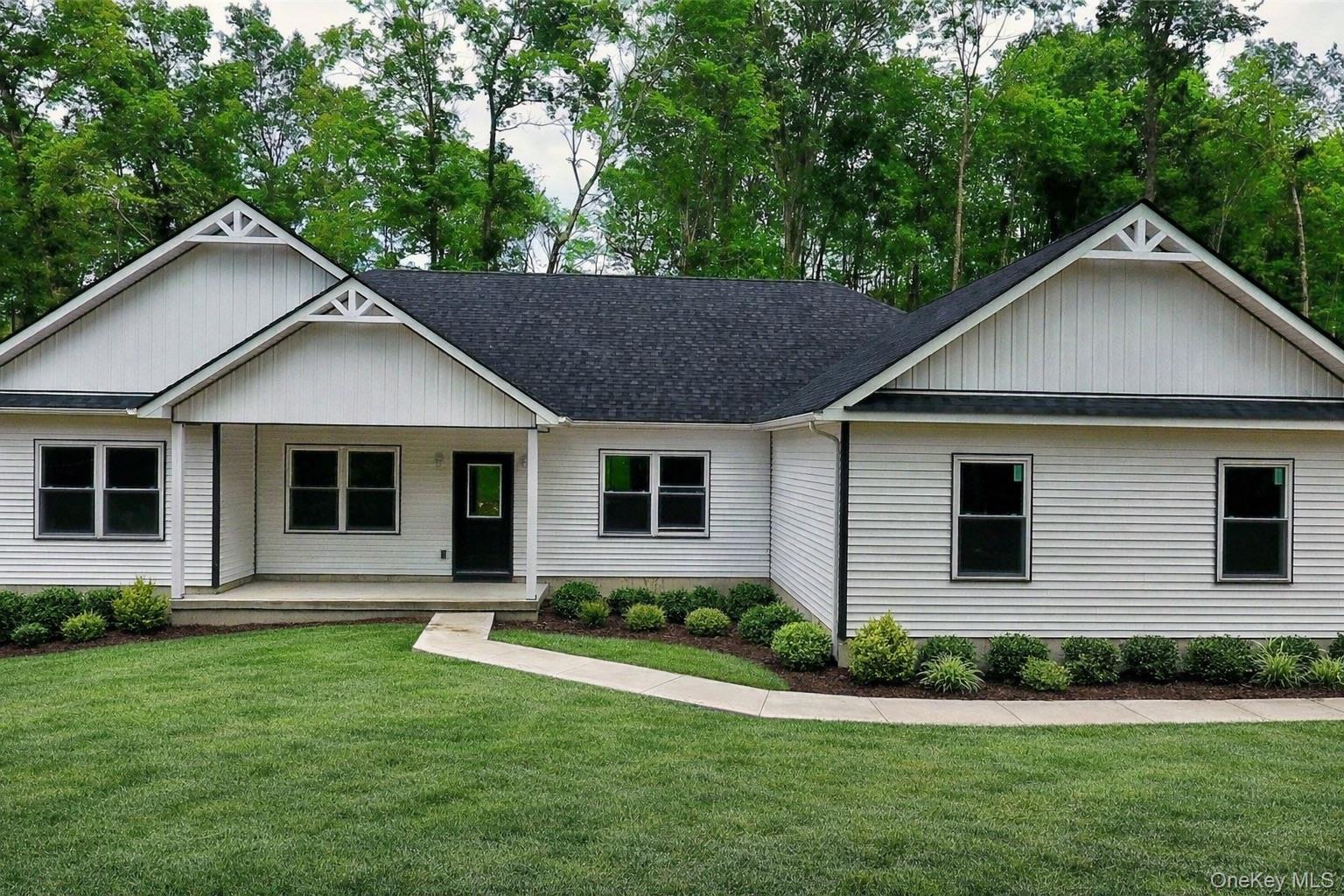 #3 photo, 6 Black Gum Court, Newburgh , NY 12550