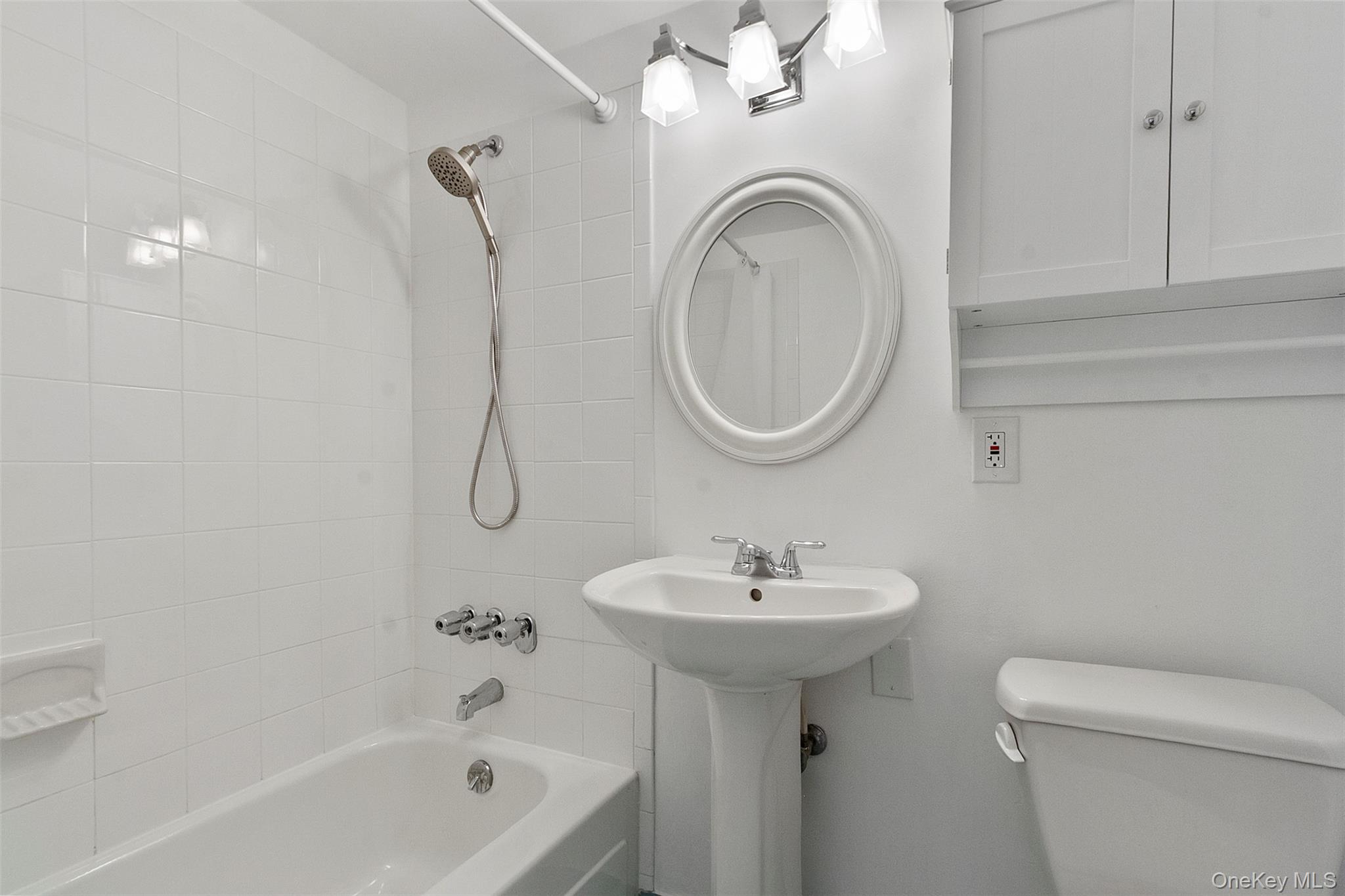 #12 photo, 412 Benedict Avenue, Tarrytown , NY 10591