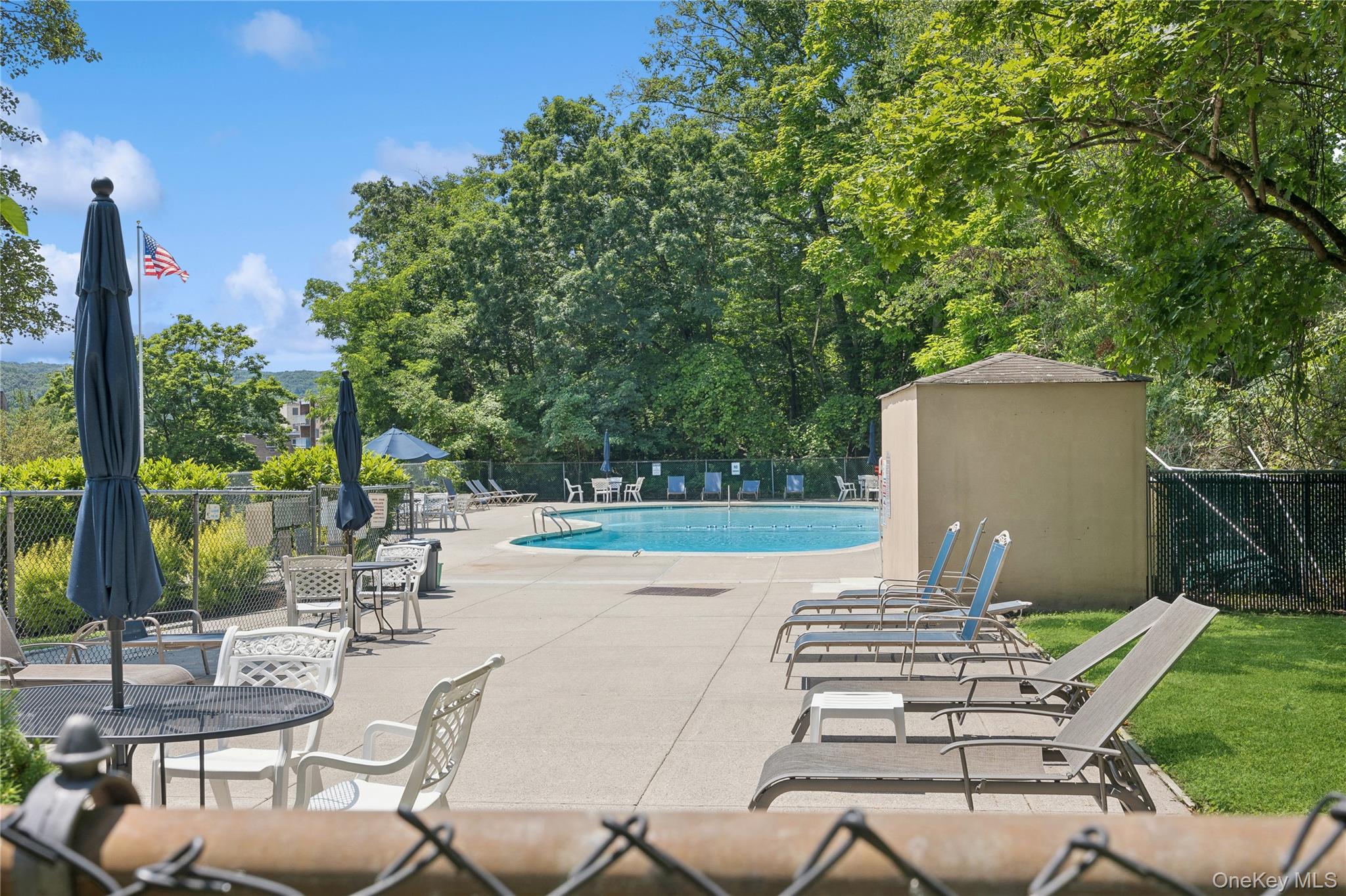 #17 photo, 412 Benedict Avenue, Tarrytown , NY 10591