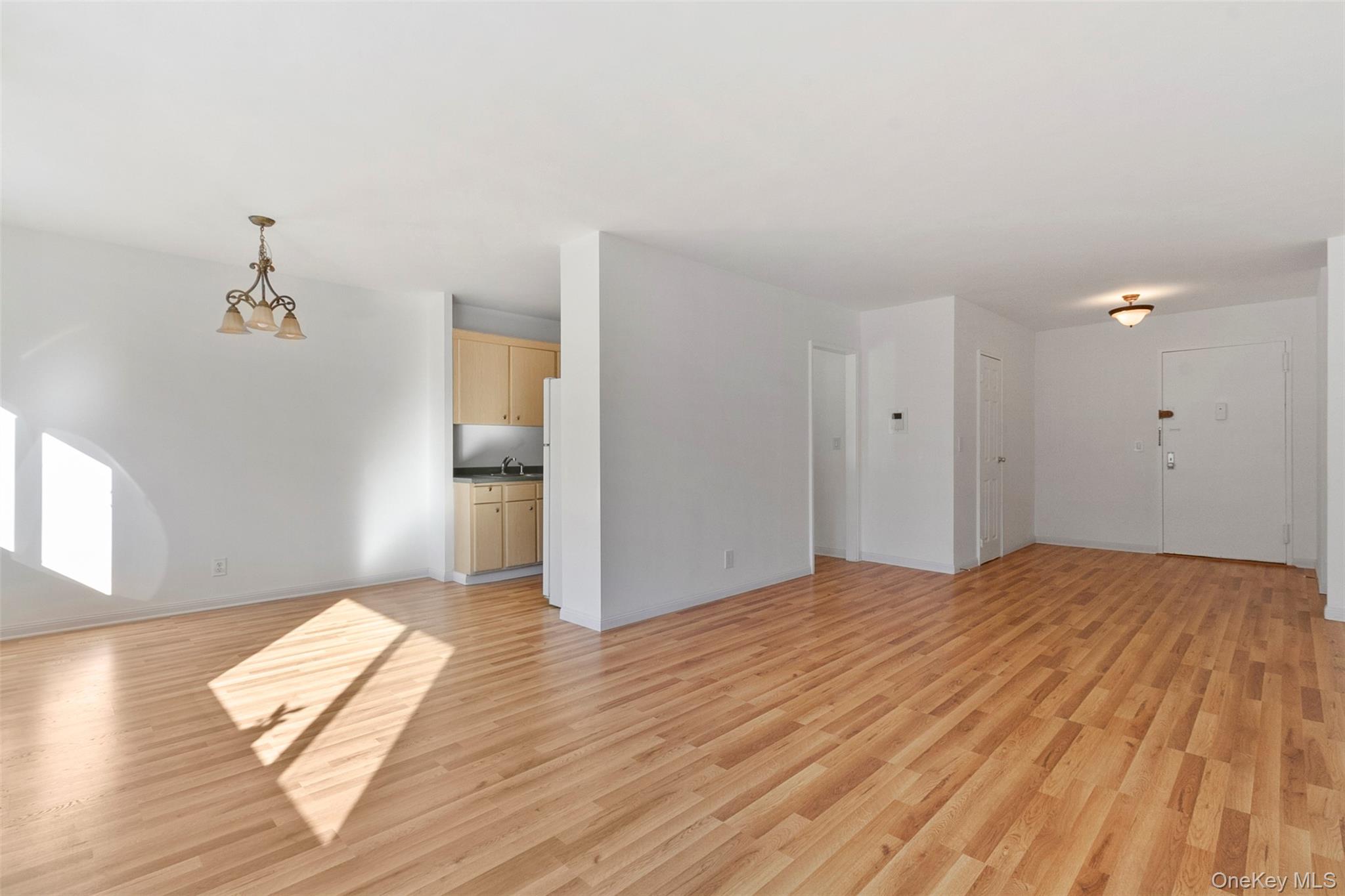 #5 photo, 412 Benedict Avenue, Tarrytown , NY 10591