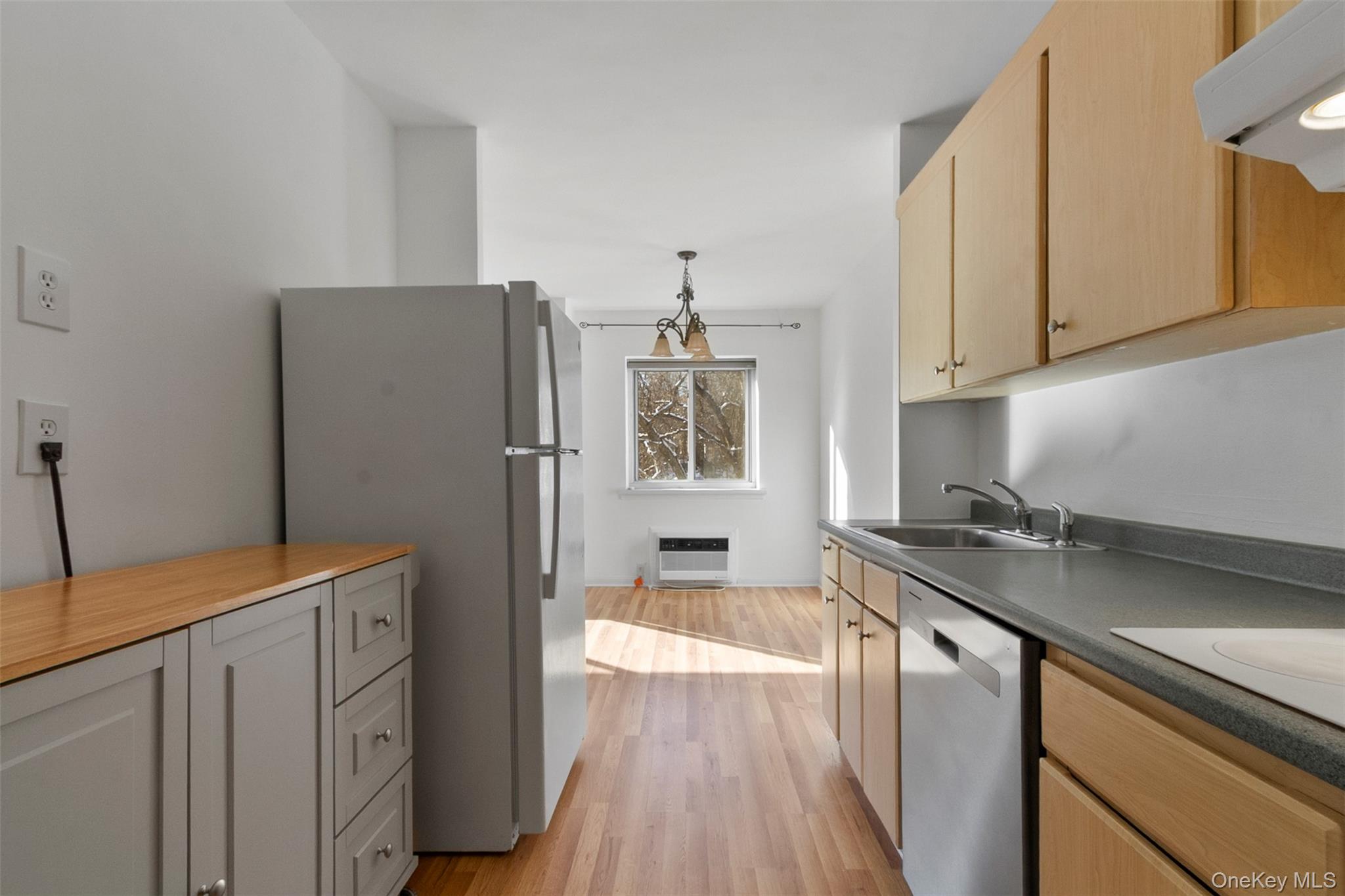 #7 photo, 412 Benedict Avenue, Tarrytown , NY 10591