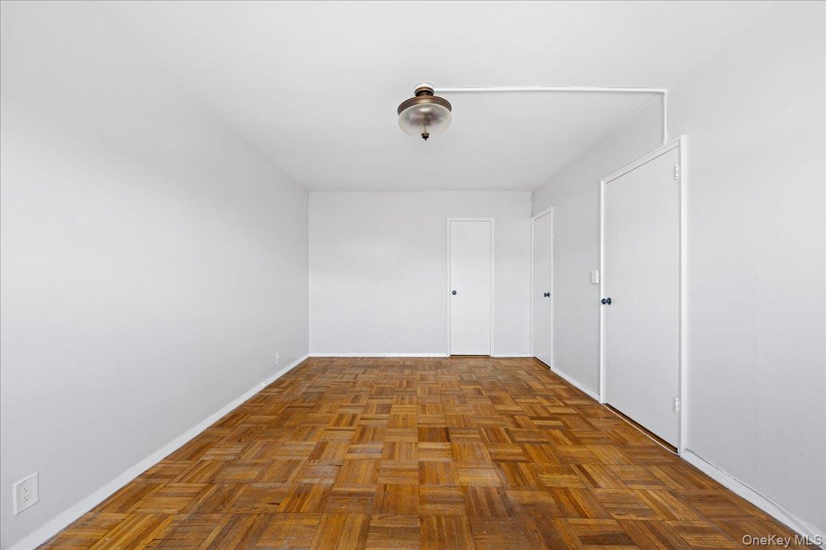 #15 photo, 20 Shady Glen Court, New Rochelle , NY 10805