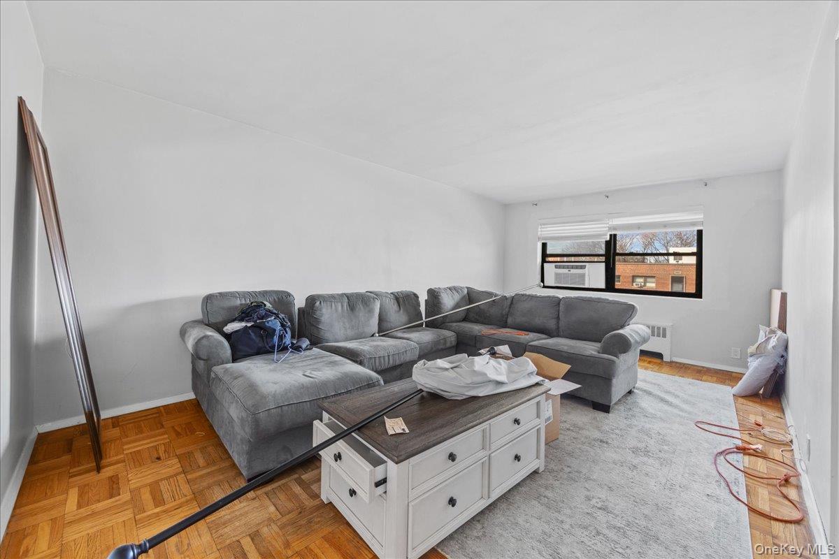 #9 photo, 20 Shady Glen Court, New Rochelle , NY 10805