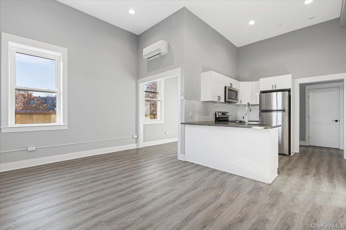 #7 photo, 47 Beekman Avenue, Sleepy Hollow , NY 10591