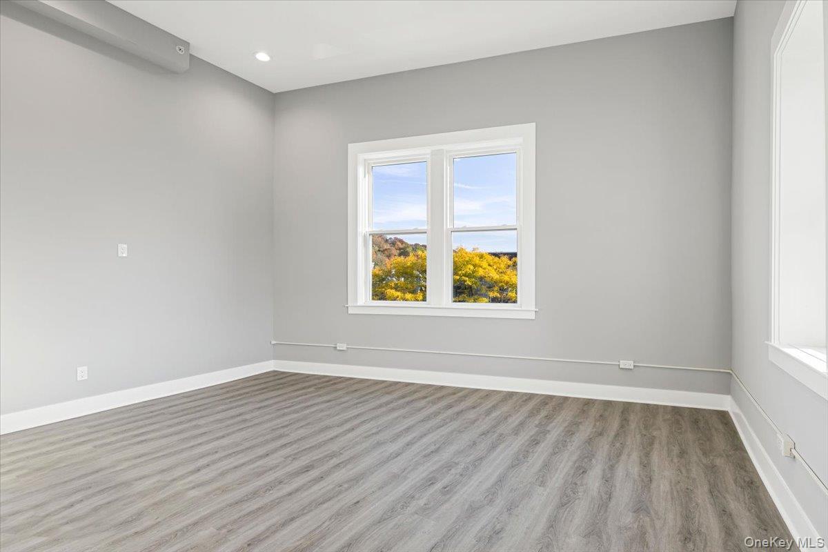 #9 photo, 47 Beekman Avenue, Sleepy Hollow , NY 10591