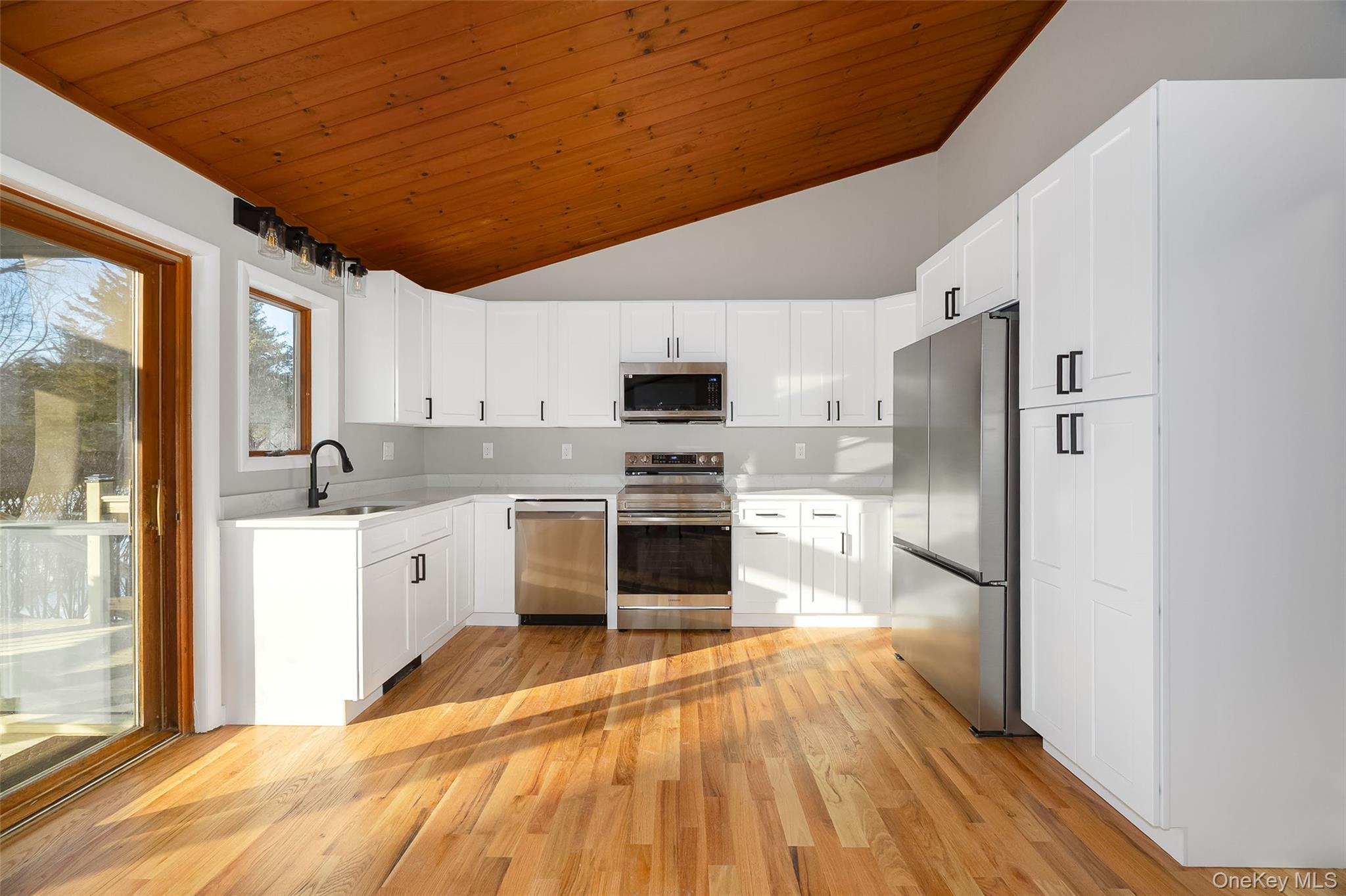 #8 photo, 261 Freedom Road, Pleasant Valley , NY 12569