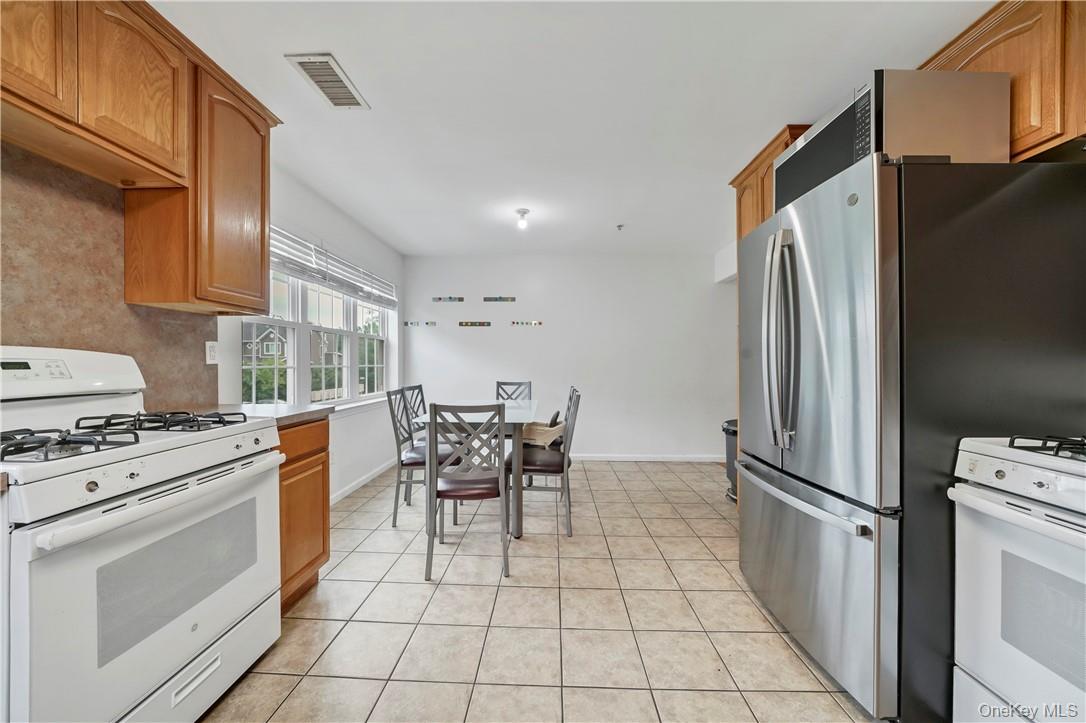 #10 photo, 8 Elm Street, Spring Valley , NY 10977