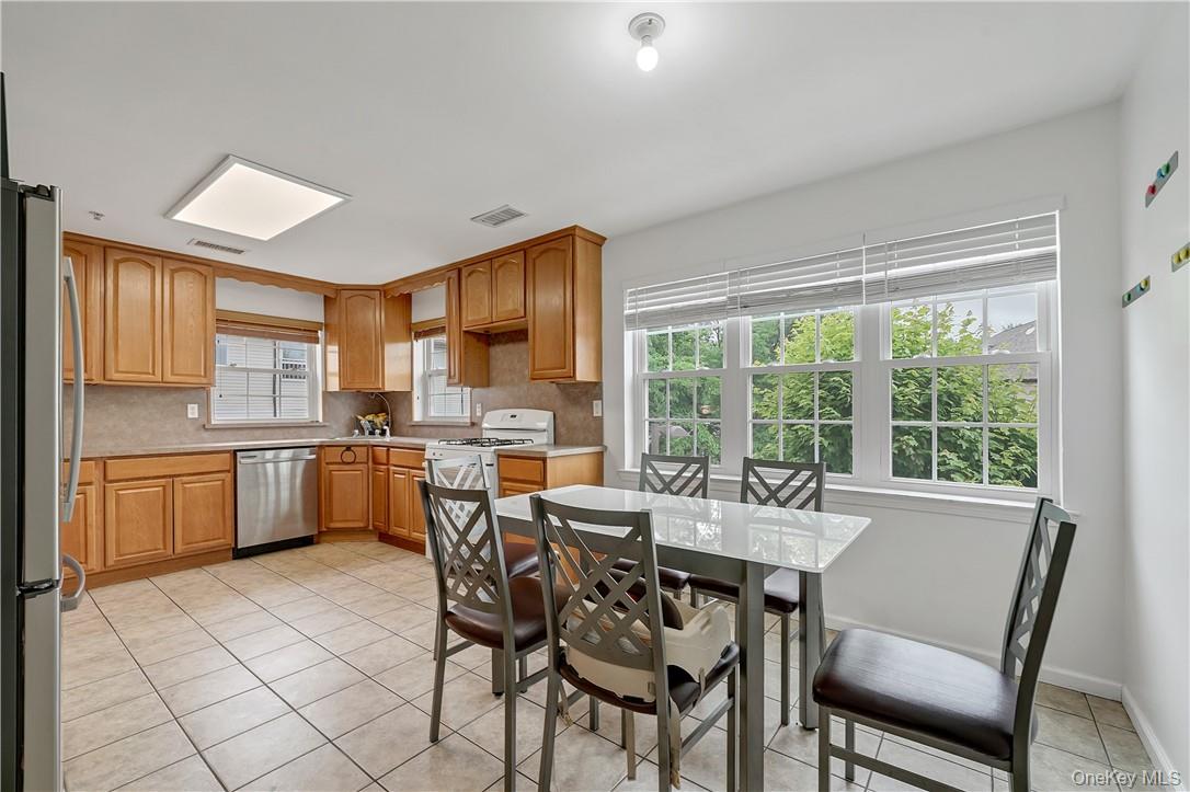 #9 photo, 8 Elm Street, Spring Valley , NY 10977