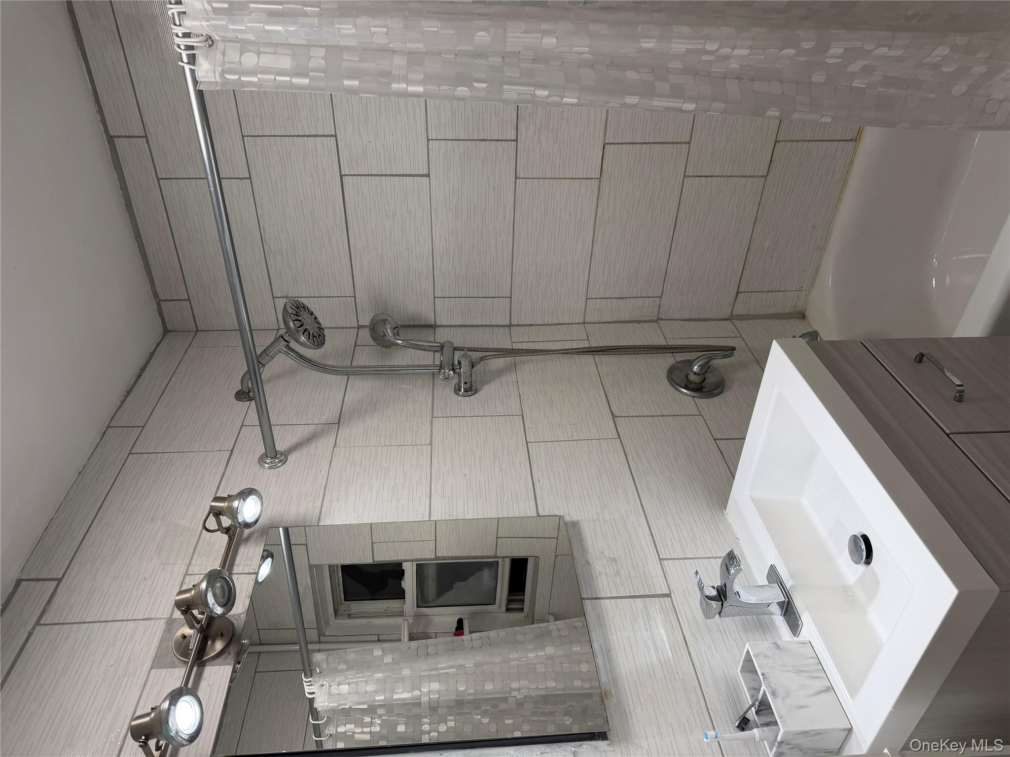 #5 photo, 4727 Matilda Avenue, Bronx , NY 10470