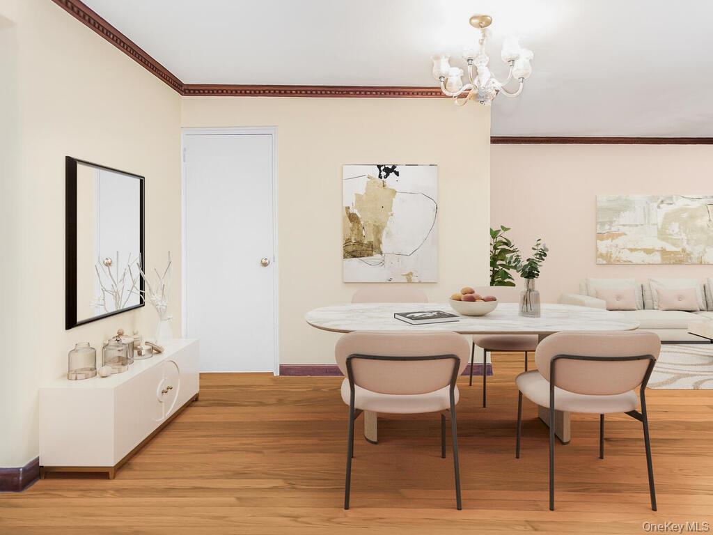 #5 photo, 4190 E Tremont Avenue, Bronx , NY 10465