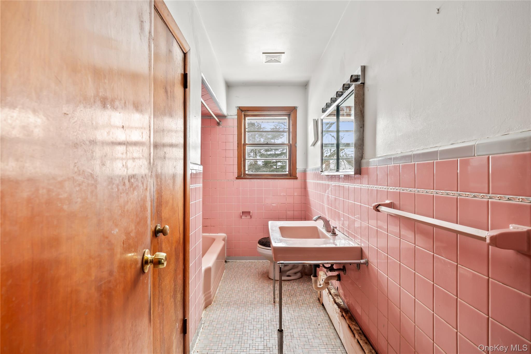 #15 photo, 15 Bridge Street, Suffern , NY 10901