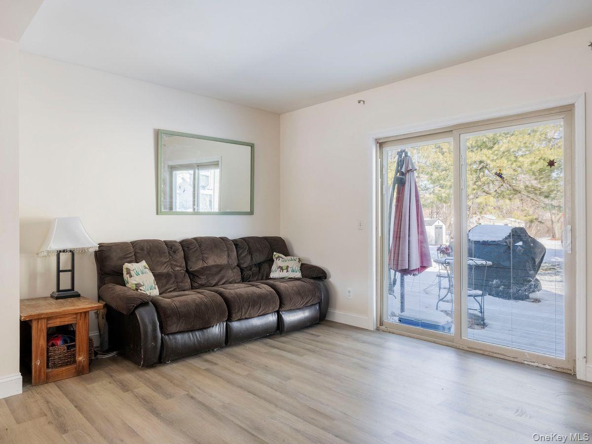 #8 photo, 15 Troy Lane, Highland , NY 12528