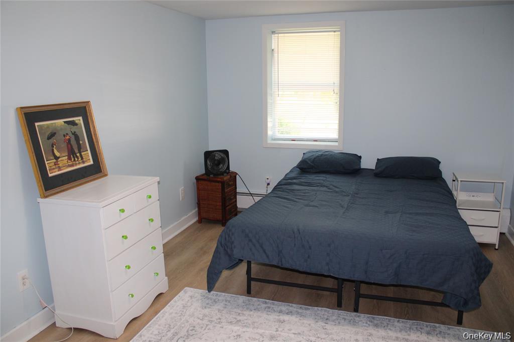 #8 photo, 24 Chestnut Lane, Newburgh , NY 12550