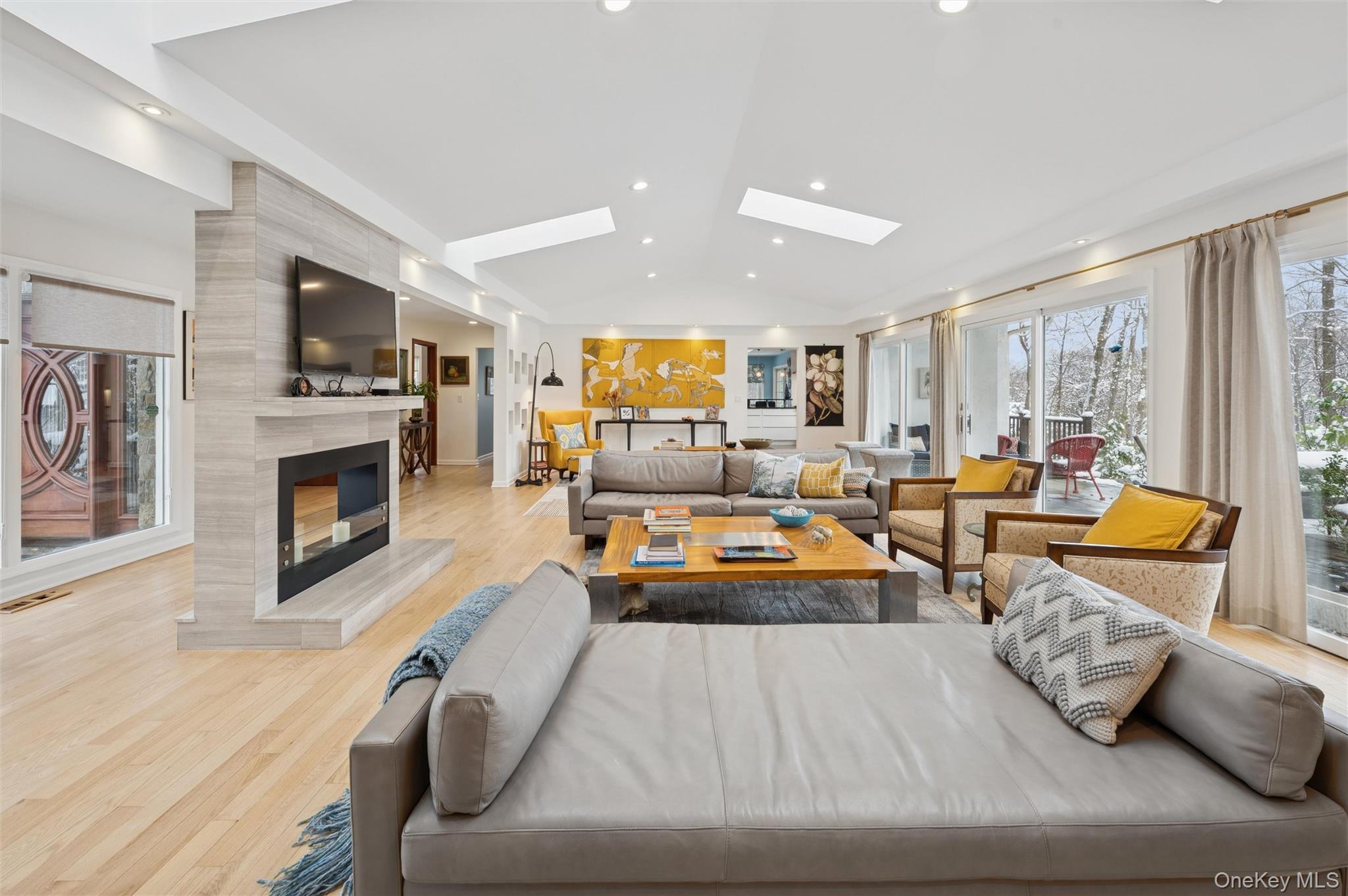 #17 photo, 383 254th Street, Bronx , NY 10471