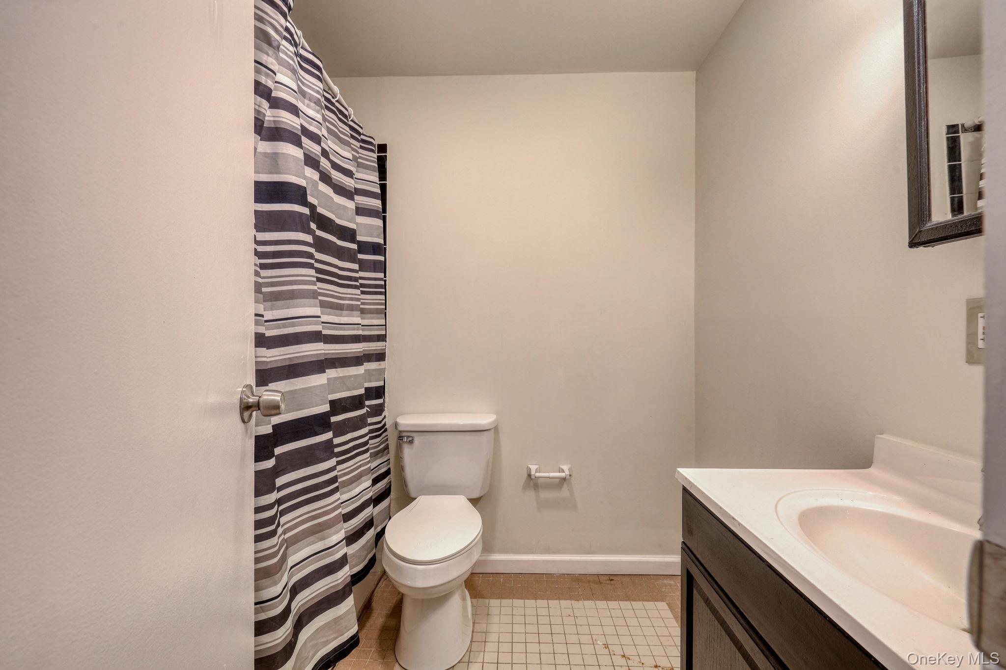 #16 photo, 94 Johnston Street, Newburgh , NY 12550