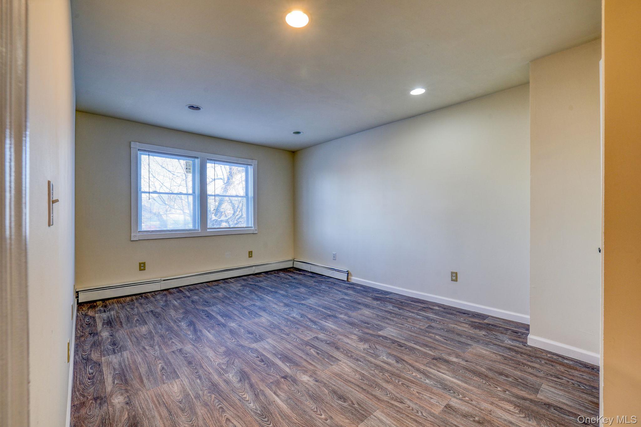 #19 photo, 94 Johnston Street, Newburgh , NY 12550