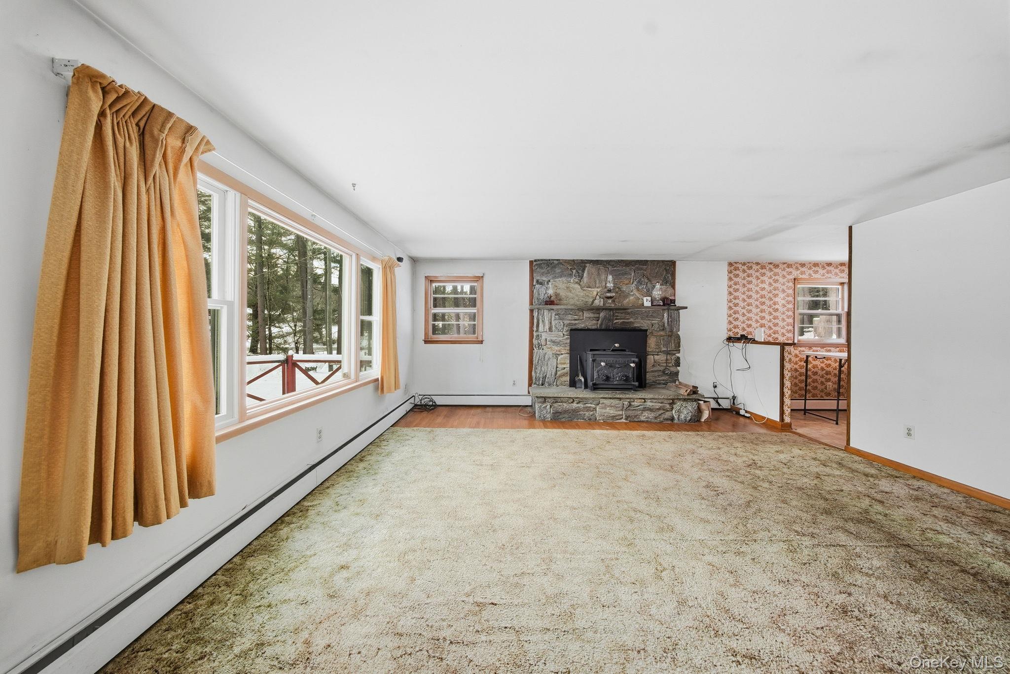 #8 photo, 1124 State Route 42, Sparrowbush , NY 12780