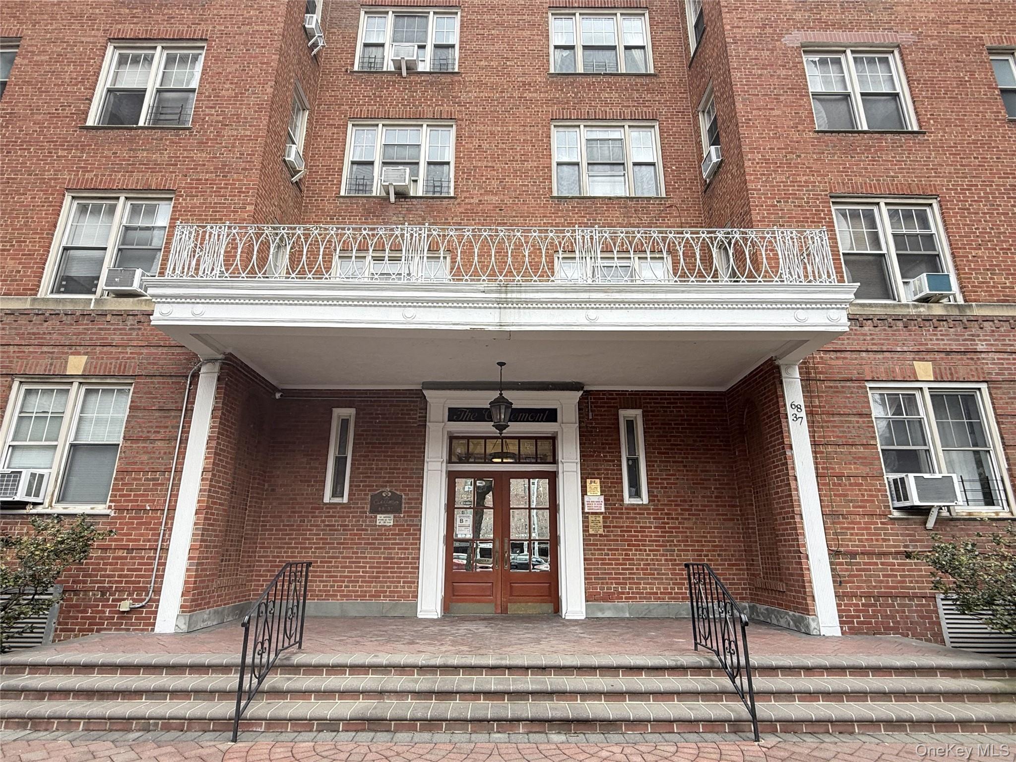 #1 photo, 68-37 108 Street, Forest Hills , NY 11375