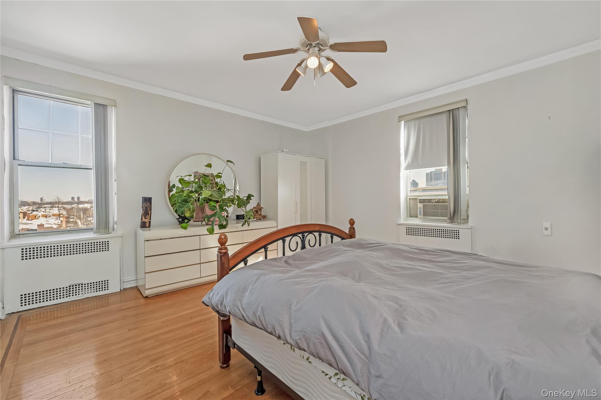 #12 photo, 68-37 108 Street, Forest Hills , NY 11375