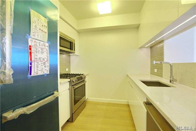 #2 photo, 13835 39th Avenue, Flushing , NY 11354