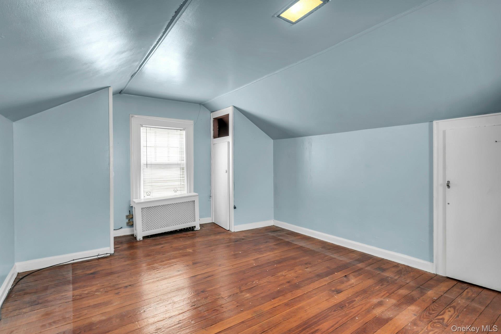 #16 photo, 88-30 79th Avenue, Glendale , NY 11385